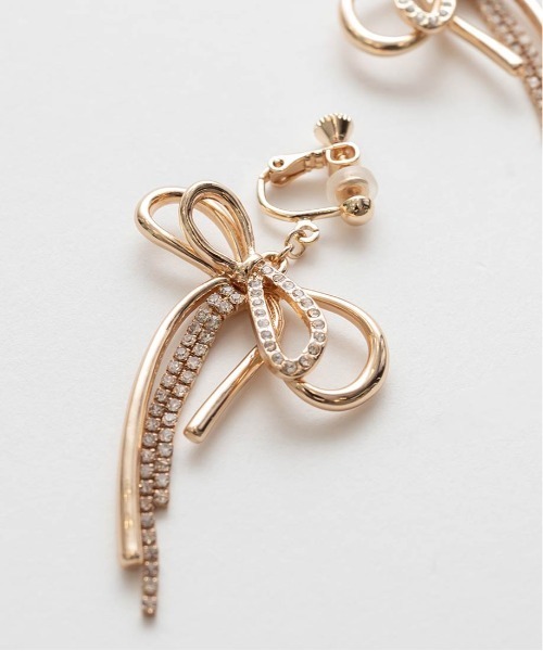RANDA（ランダ）の「ビジューリボンイヤリング（イヤリング・レディース・シルバー/ゴールド・FREE）」の10枚目の写真
