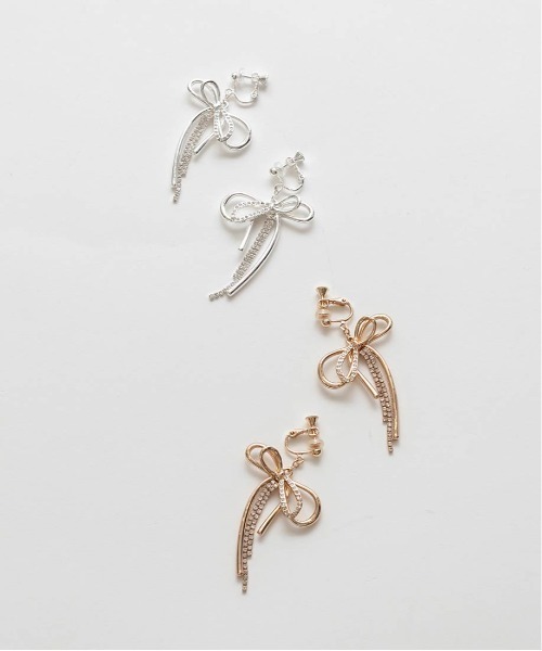 RANDA（ランダ）の「ビジューリボンイヤリング（イヤリング・レディース・シルバー/ゴールド・FREE）」の13枚目の写真