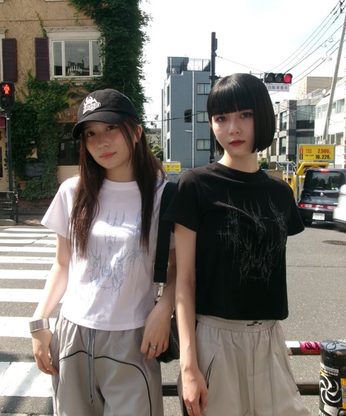 MAHAGRID(マハグリッド)の「『mahagrid/マハグリッド』 TATTOO CROP TEE/タトゥークロップ Tシャツ(Tシャツ/カットソー・レディース・ホワイト/ブラック・FREE)」の16枚目の写真