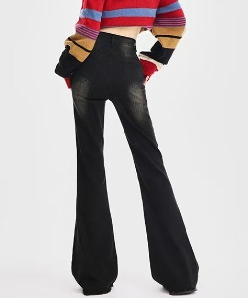 DIAVEL（ディアベル）の「【新色追加】裾フリンジフレアデニムパンツ（デニムパンツ・レディース・サックスブルー/ブラック・S/M/L）」の22枚目の写真