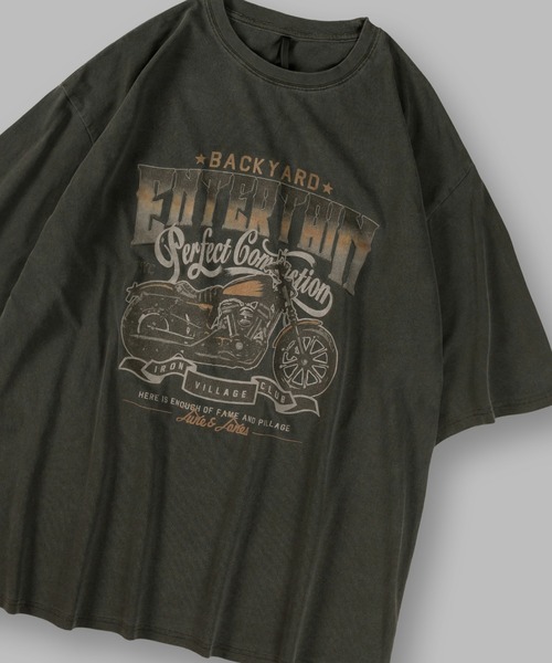 SlashDate(スラッシュデイト)の「ピグメント加工ヴィンテージTシャツ/オーバーサイズ(Tシャツ/カットソー・メンズ・ブラウン/ブラウン系その他2/ブラック系その他/ブラック/ブラウン系その他/ブラック系その他2・M/L/XL)」の2枚目の写真