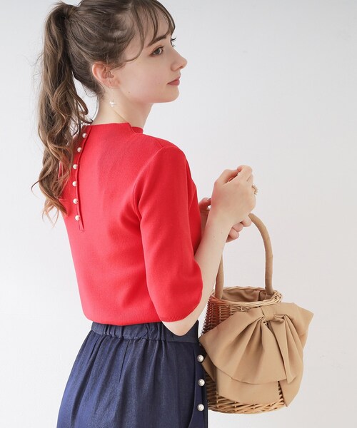 couture brooch（クチュールブローチ）の「◆バックパール調デザイン5分袖ニットトップス（ニット/セーター・レディース・ブラック/レッド系1/ピンク/オフホワイト/パープル・42/40/38）」の5枚目の写真