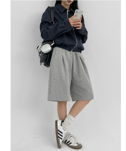 BLACKUP（ブラックアップ）の「[MADE] ディキデンバミューダオーバーフィットバンディングパンツ（スウェットパンツ・レディース・ホワイト/グレー・FREE）」の7枚目の写真