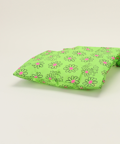 U by SPICK&SPAN（ユーバイスピックアンドスパン）の「【BAGGU/バグゥ】 Standard Baggu KEITH HELING（ハンドバッグ・レディース・ブルー/ピンク/グリーン・FREE）」の6枚目の写真