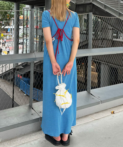 HELLO.SANFRANCISCO（ハローサンフランシスコ）の「【HELLO.SANFRANCISCO/ハローサンフランシスコ】パールハンドルリボン巾着バッグ（トートバッグ・レディース・ホワイト/ピンク/シルバー・ONE SIZE）」の7枚目の写真