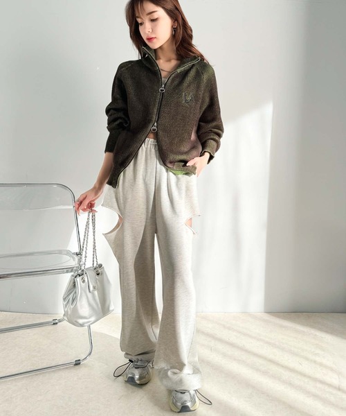 mily bilet(ミウィビレット)の「【mily bilet】街中で目を惹く、洗練されたデザイン。ミックスライクダブルジップニットカーディガン(ニット/セーター・レディース・ブラック/アイボリー/グリーン・LARGE/MEDIUM/SMALL/X-LARGE)」の10枚目の写真