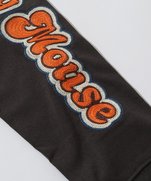 Disney(ディズニー)の「【Disney/ディズニー】袖刺繍ロゴ ミッキーマウス ロゴ 長袖Tシャツ(Tシャツ/カットソー・メンズ・スミクロ/オフホワイト・LL/L/M)」の10枚目の写真