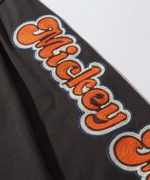 セール】【Disney/ディズニー】袖刺繍ロゴ ミッキーマウス ロゴ 長袖T