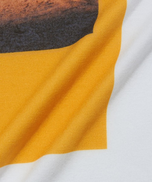 ADAM ET ROPE'(アダムエロペ)の「【A Week Abroad for ADAM ET ROPE'】TRAVEL T-SHIRT(Tシャツ/カットソー・メンズ・オレンジ/ブルー/ブラック・L/M/XL)」の11枚目の写真