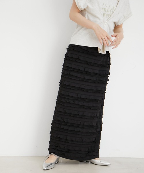 VIS（ビス）の「フリルティアードナロースカート（スカート・レディース・ブラック系その他/オフホワイト・FREE）」の2枚目の写真