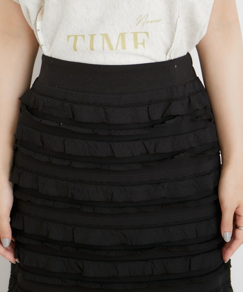 VIS（ビス）の「フリルティアードナロースカート（スカート・レディース・ブラック系その他/オフホワイト・FREE）」の17枚目の写真
