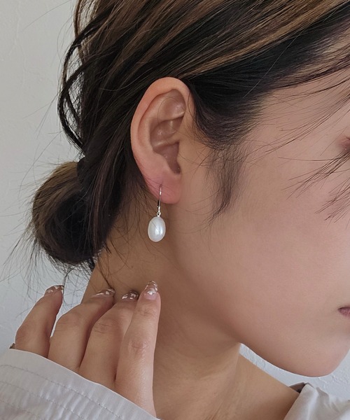 Rechic(リシック)の「Pearl pierce(ピアス(両耳用)・レディース・シルバー/ゴールド・FREE)」の1枚目の写真