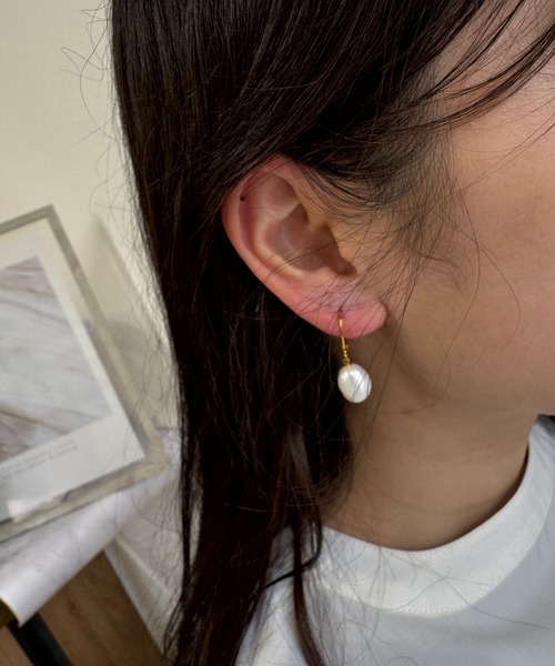 Rechic(リシック)の「Pearl pierce(ピアス(両耳用)・レディース・シルバー/ゴールド・FREE)」の2枚目の写真