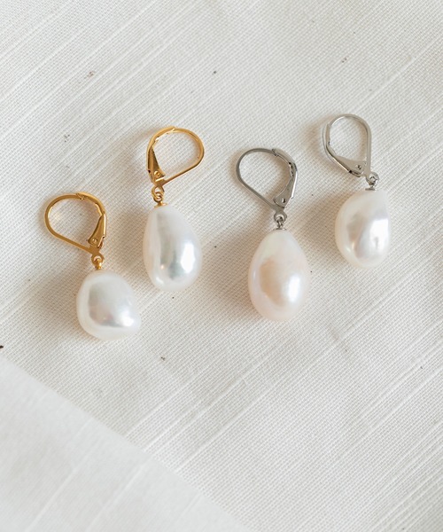Rechic(リシック)の「Pearl pierce(ピアス(両耳用)・レディース・シルバー/ゴールド・FREE)」の4枚目の写真