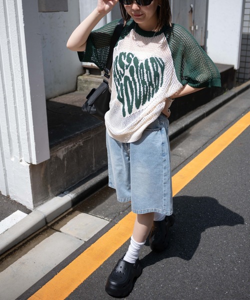 WEGO(ウィゴー)の「WEGO/ハートロゴビッグメッシュニットT(ニット/セーター・レディース・ダークグリーン/ブラック・FREE)」の5枚目の写真