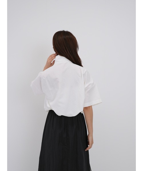 Enewd nina(エニュードニーナ)の「【ZOZO限定】クロップド ナイロン シャツ ジップ ジッパー ドローコード 半袖(シャツ/ブラウス・レディース・ブラック/ホワイト・FREE)」の9枚目の写真