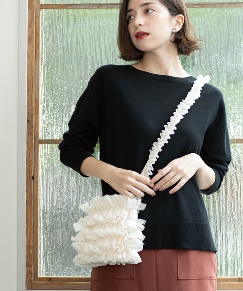 OPAQUE.CLIP（オペークドットクリップ）の「◆《S-LLsize/6color》ボートネックニット／FILIVIVI・フィルビビ【洗濯機洗い可】（ニット/セーター・レディース・グレー/ベージュ/ブルー系その他/ブラック/ホワイト系5/レッド系1・38/36/42/40）」の3枚目の写真