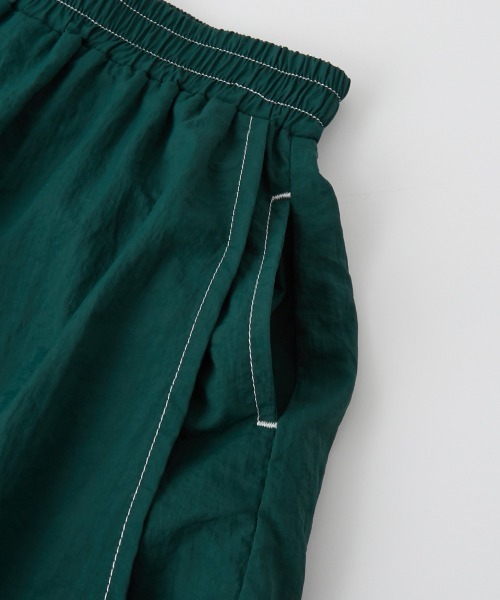 QUNTSTYLE(キュントスタイル)の「配色ステッチキュロットパンツ(その他パンツ・キッズ・ベージュ/グリーン・100/110/120/130/140/150/160)」の4枚目の写真
