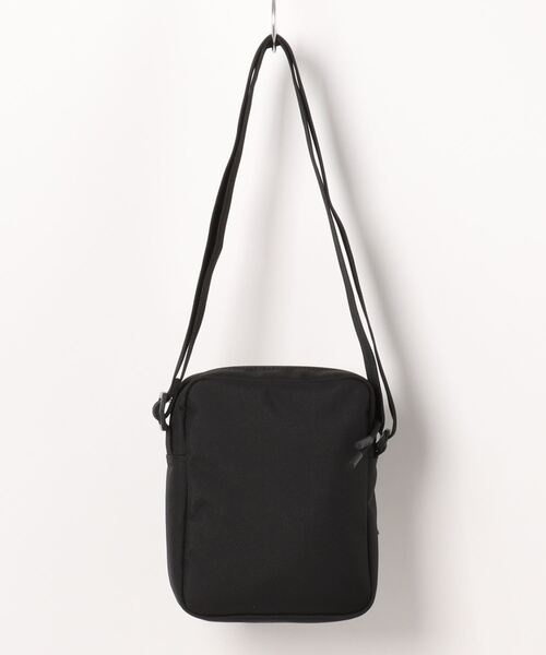 LACOSTE(ラコステ)の「《LACOSTE》NEOCROC VERTICAL CAMERA BAG(ショルダーバッグ・メンズ・ブラック/ネイビー・フリー)」の3枚目の写真