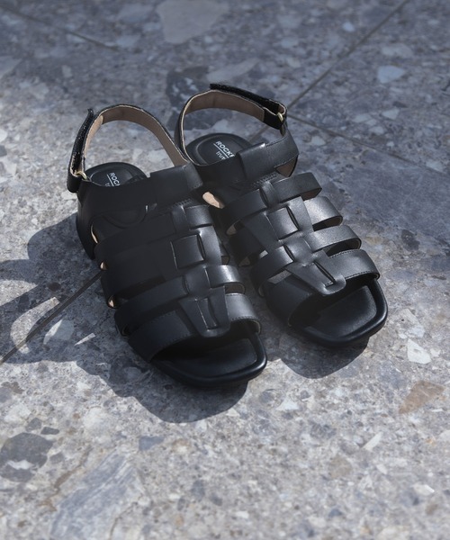 ROCKPORT(ロックポート)の「【WOMEN】 ティンズリー ウーブン サンダル(サンダル・レディース・ブラック・24.0cm/23.0cm/24.5cm/23.5cm/22.5cm/25.0cm)」の1枚目の写真