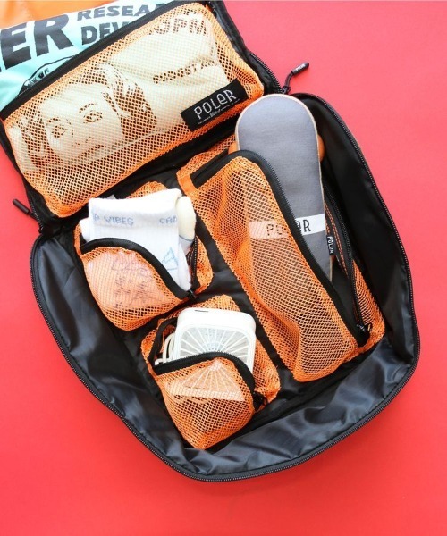POLeR（ポーラー）の「【POLeR/ポーラー 別注】ハンギングトラベルバッグ（エコバッグ/サブバッグ・レディース・グレー/オリーブ・FREE）」の10枚目の写真
