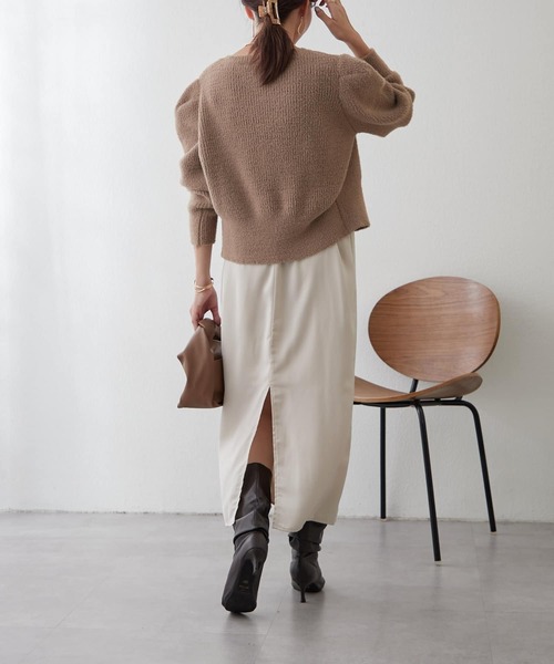 Remind me and forever(リマインドミーアンドフォーエバー)の「【OTONA line.】とろみサテンキャミワンピース(ジャンパースカート・レディース・ベージュ/チャコールグレー・FREE)」の18枚目の写真