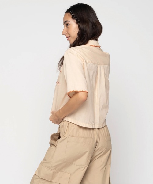 ROXY(ロキシー)の「TURN BACK/ロキシーショート丈半袖シャツ(シャツ/ブラウス・レディース・カーキ/ベージュ・MEDIUM/LARGE/SMALL)」の15枚目の写真