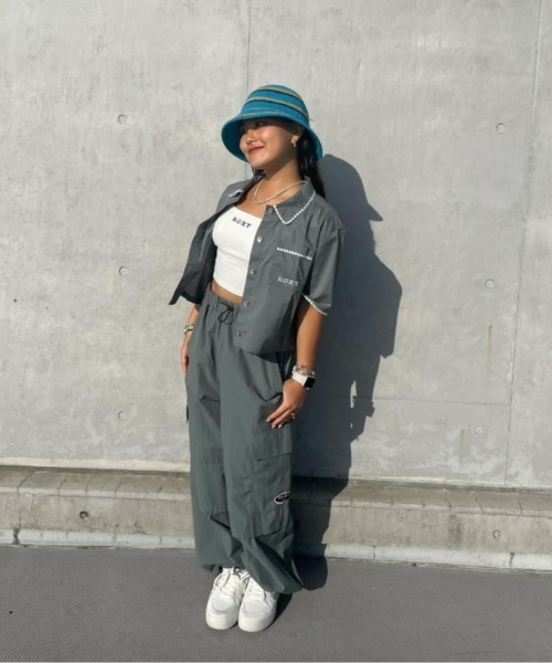 ROXY(ロキシー)の「TURN BACK/ロキシーショート丈半袖シャツ(シャツ/ブラウス・レディース・カーキ/ベージュ・MEDIUM/LARGE/SMALL)」の21枚目の写真
