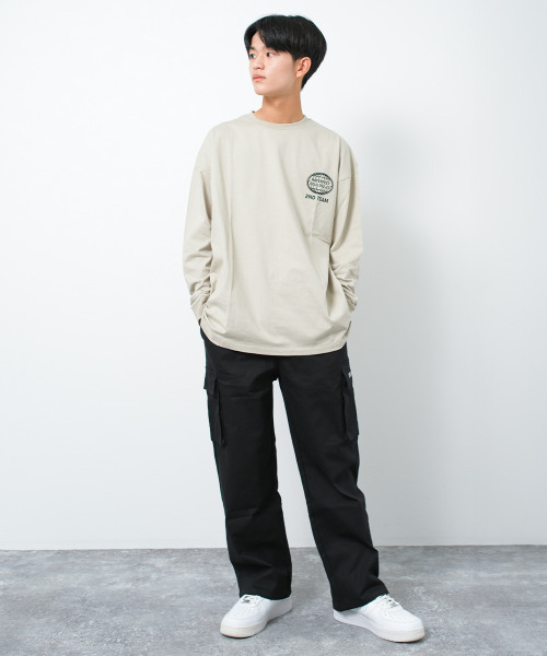 CONVERSE(コンバース)の「CONVERSE 別注ワイドタックカーゴパンツ(カーゴパンツ・キッズ・チャコールグレー/カーキ/ブラック・160/130/150/140)」の5枚目の写真