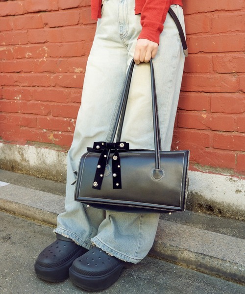 GOLDY（ゴールディ）の「デコラティブ ベロア リボン バレッタ（バレッタ/ヘアクリップ・レディース・グレー/ブラック/ブルー/ブラウン・FREE）」の7枚目の写真