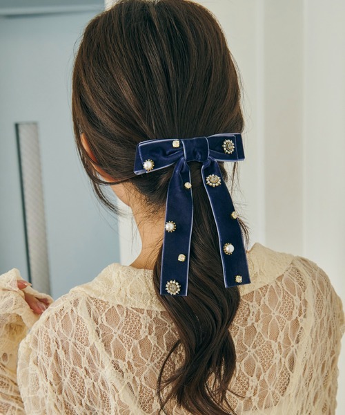 GOLDY（ゴールディ）の「デコラティブ ベロア リボン バレッタ（バレッタ/ヘアクリップ・レディース・グレー/ブラック/ブルー/ブラウン・FREE）」の15枚目の写真