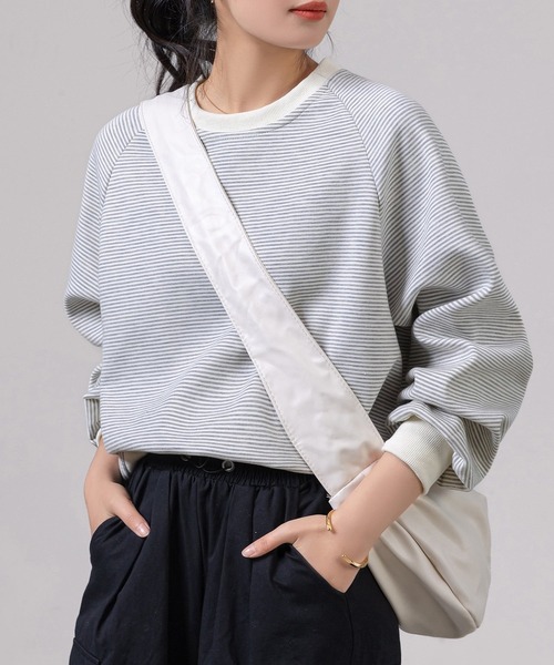 DAY CLOSET（デイ クローゼット）の「レディース 長袖2WAYロゴ×ボーダーリバーシブルスウェット（スウェット・レディース・グレー/ブラック/アイボリー・FREE）」の8枚目の写真