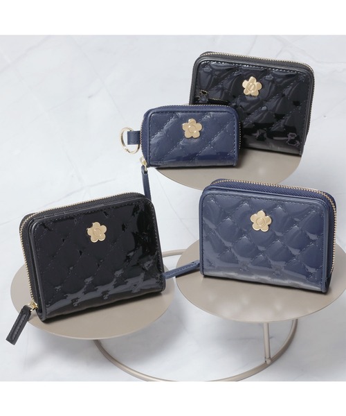 MARY QUANT キーケース ラメが輝くデザイン♪ ギフトにも◎ すぐ届く MARY QUANT* パールラメエピ スマートキーケース 送込