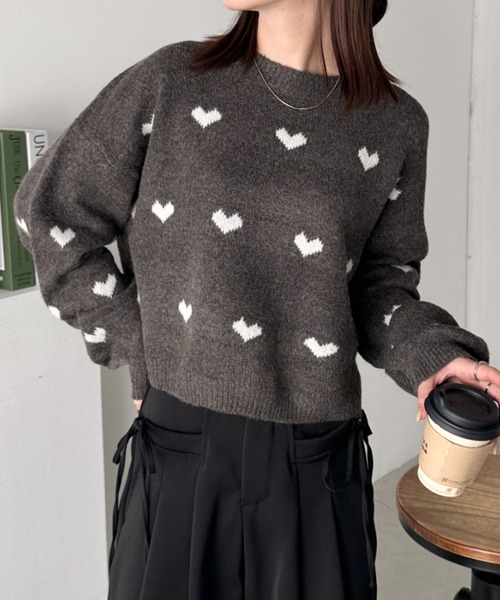 CLEA（クレア）の「ラインハート柄長袖ニットトップス（ニット/セーター・レディース・ピンク/ブラウン/グレー/アイボリー・FREE）」の3枚目の写真