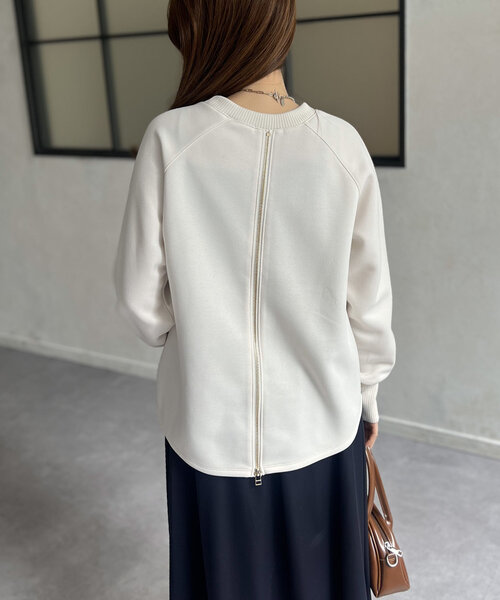 Chez toi（シェトワ）の「軽量ボンディングBACKZIPプルオーバー（Tシャツ/カットソー・レディース・ブラック/グリーン/アイボリー/モカ・FREE）」の10枚目の写真