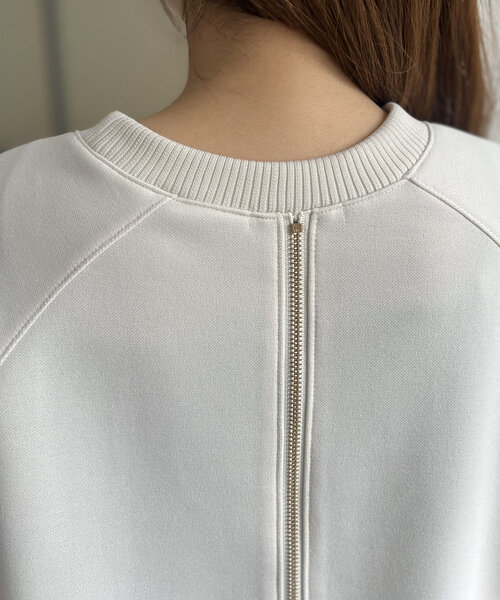 Chez toi（シェトワ）の「軽量ボンディングBACKZIPプルオーバー（Tシャツ/カットソー・レディース・ブラック/グリーン/アイボリー/モカ・FREE）」の16枚目の写真