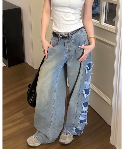 FUNdaysion(ファンデイション)の「サイド切り替えダメージデニムパンツ(デニムパンツ・レディース・サックスブルー・L/S/M)」の16枚目の写真