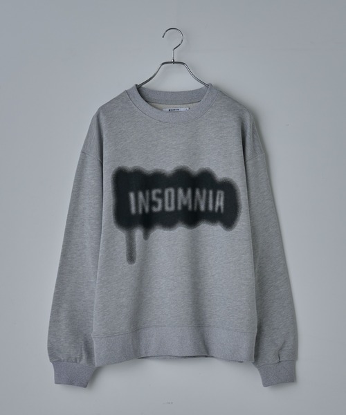 スプレーロゴプリントクルースウェット（スウェット）｜COLONY 2139（コロニートゥーワンスリーナイン）