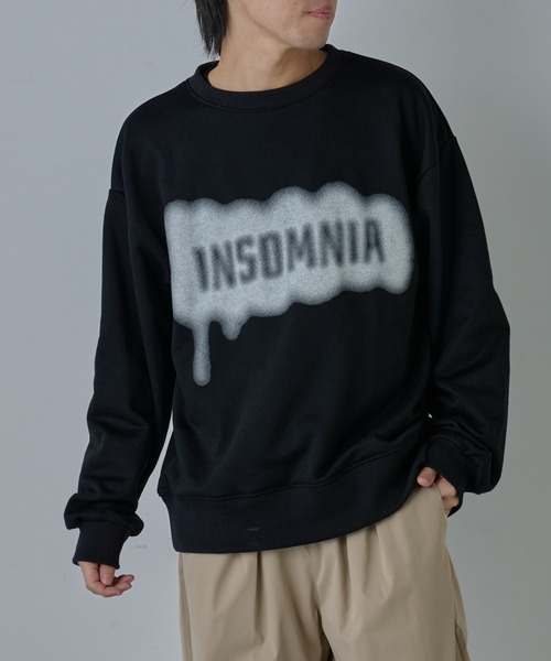 スプレーロゴプリントクルースウェット（スウェット）｜COLONY 2139（コロニートゥーワンスリーナイン）