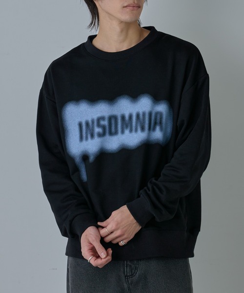 スプレーロゴプリントクルースウェット（スウェット）｜COLONY 2139（コロニートゥーワンスリーナイン）
