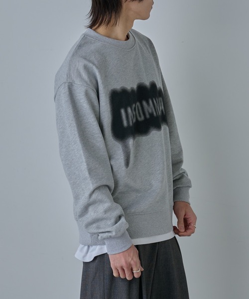 スプレーロゴプリントクルースウェット（スウェット）｜COLONY 2139（コロニートゥーワンスリーナイン）