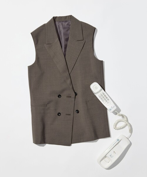 B:MING by BEAMS(ビーミングバイビームス)の「SIMPLE YET トロピカル ダブルボタン ジレ(ベスト・レディース・ブラウン系その他4/カーキ・ONE SIZE)」の22枚目の写真