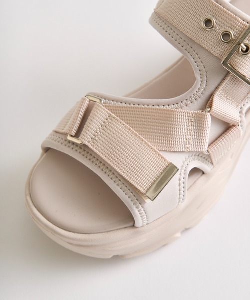 OLIVE des OLIVE（オリーブデオリーブ）の「バックル付きスポーツサンダル（サンダル・レディース・ブラック/ホワイト/ベージュ・SMALL/MEDIUM/LARGE）」の8枚目の写真