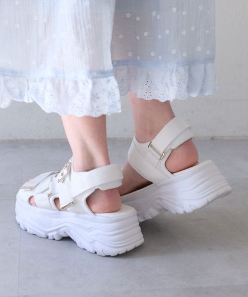 OLIVE des OLIVE（オリーブデオリーブ）の「バックル付きスポーツサンダル（サンダル・レディース・ブラック/ホワイト/ベージュ・SMALL/MEDIUM/LARGE）」の18枚目の写真