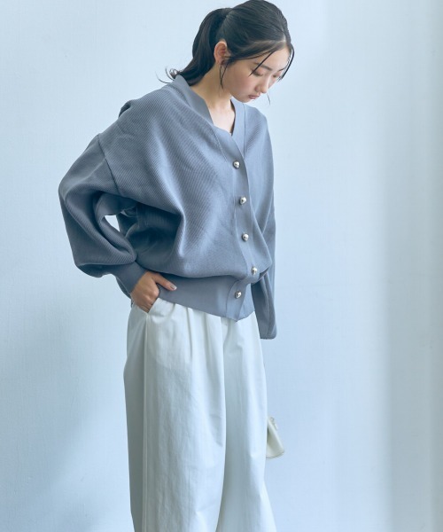 slattgir(スラットジール)の「高身長 Vネックニットカーディガン(トールサイズ)Essenave(ニット/セーター・レディース・グレー/アイボリー・M~L/LL~3L/4L~5L)」の13枚目の写真