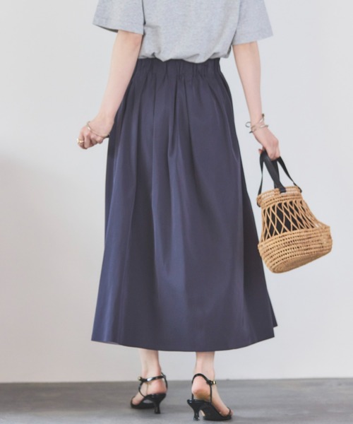 Doux archives（ドゥアルシーヴ）の「リバーシブルタフタスカート（スカート・レディース・ネイビー/ベージュ・FREE）」の12枚目の写真