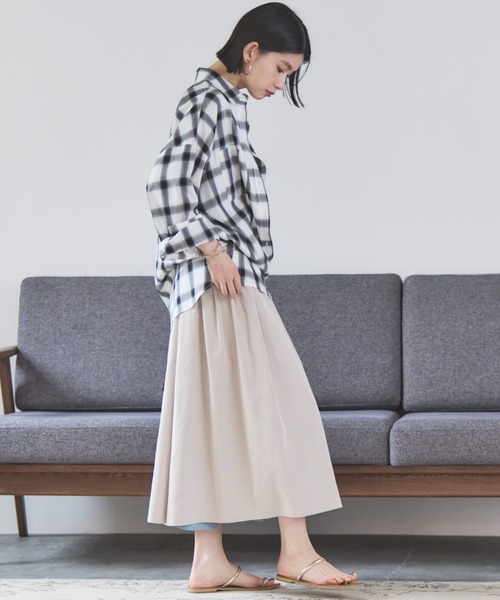 Doux archives（ドゥアルシーヴ）の「リバーシブルタフタスカート（スカート・レディース・ネイビー/ベージュ・FREE）」の19枚目の写真