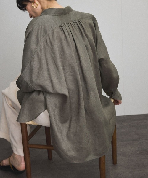 SALON adam et rope'（サロン アダム エ ロペ）の「リネンオーバーシャツ［GENTLE LINEN］（シャツ/ブラウス・レディース・グレー/ブルー/ホワイト・FREE）」の15枚目の写真