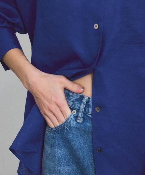 SALON adam et rope'（サロン アダム エ ロペ）の「リネンオーバーシャツ［GENTLE LINEN］（シャツ/ブラウス・レディース・グレー/ブルー/ホワイト・FREE）」の18枚目の写真