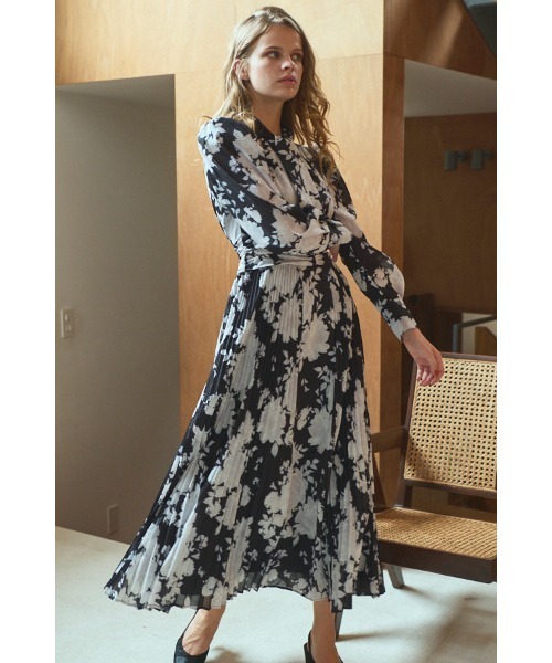 Abby Dress クロスネックタイドットドレス（ワンピース